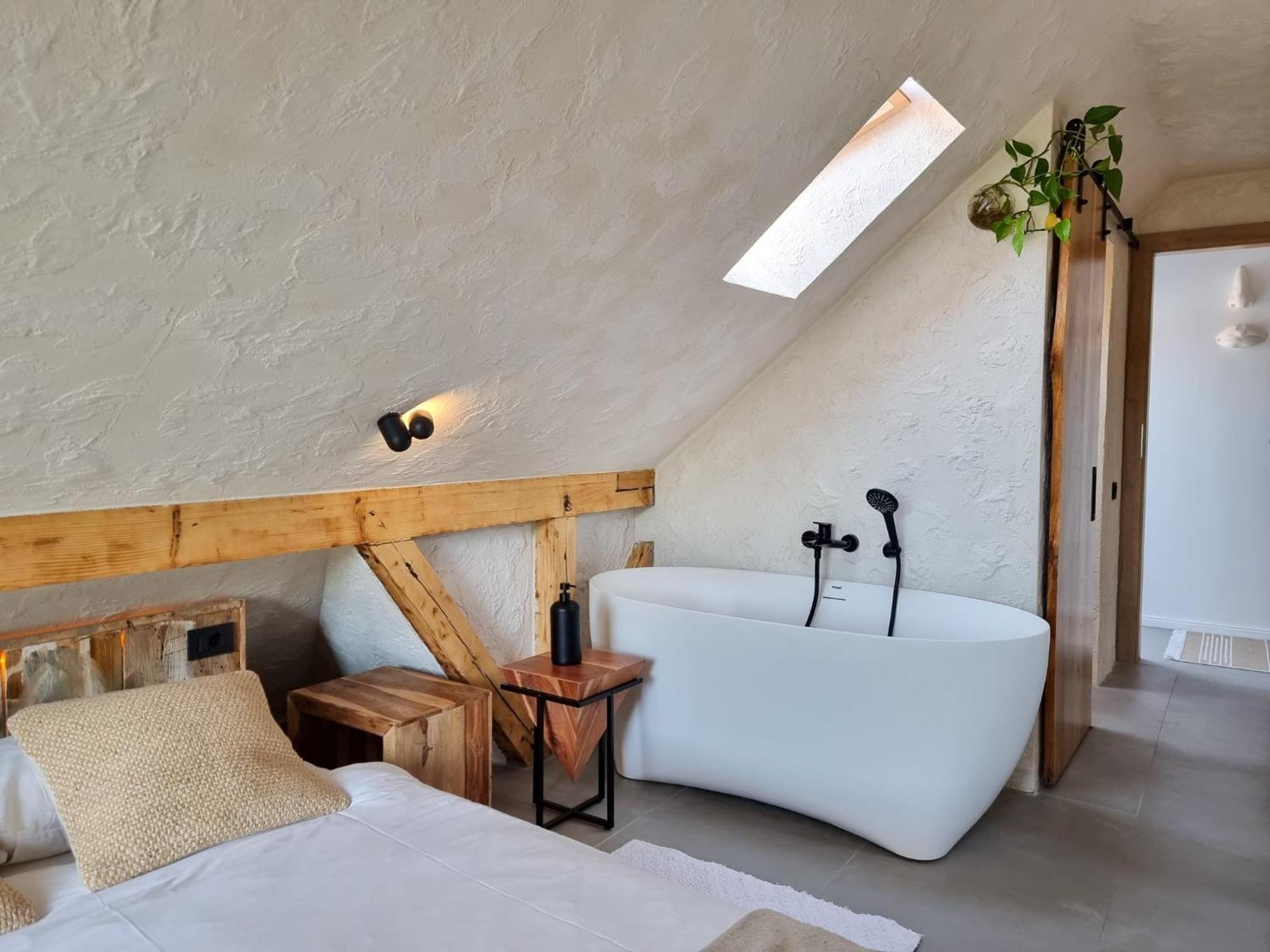 Shard Boutique Hotel-Adult Only Brasov Luaran gambar