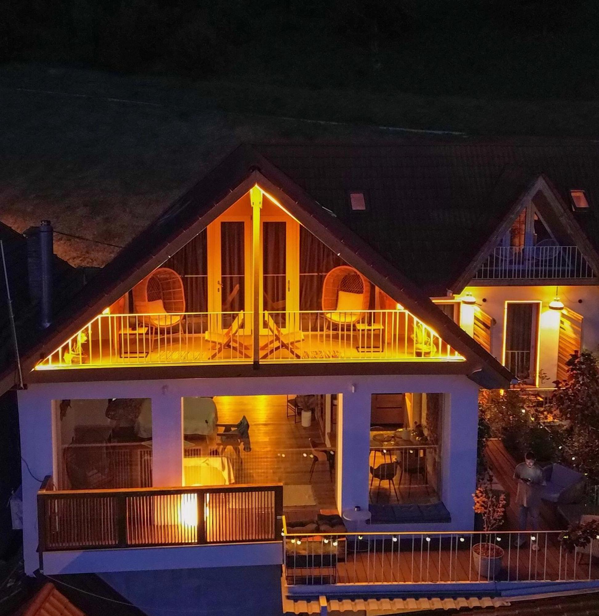 Shard Boutique Hotel-Adult Only Brasov Luaran gambar