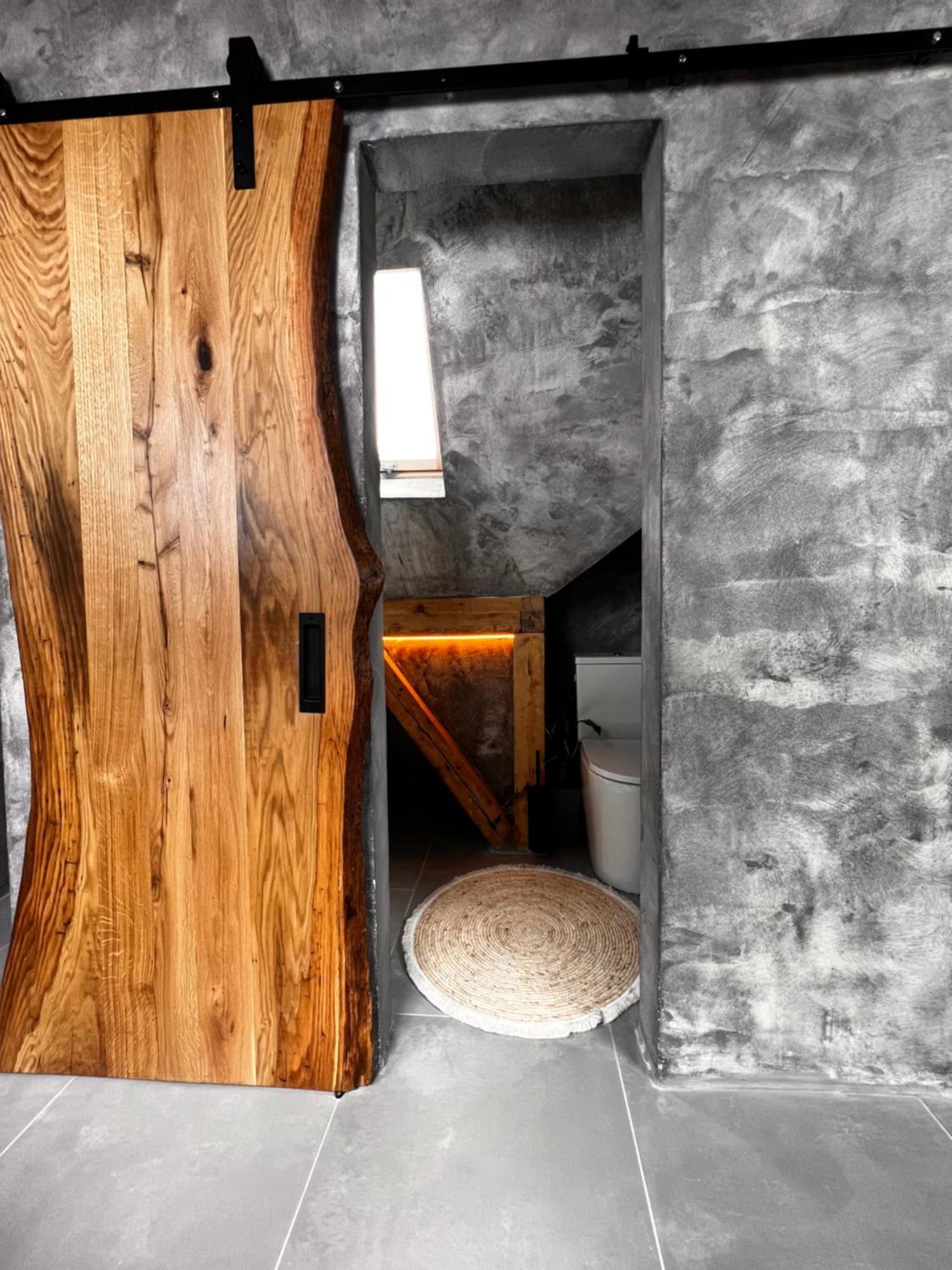Shard Boutique Hotel-Adult Only Brasov Luaran gambar