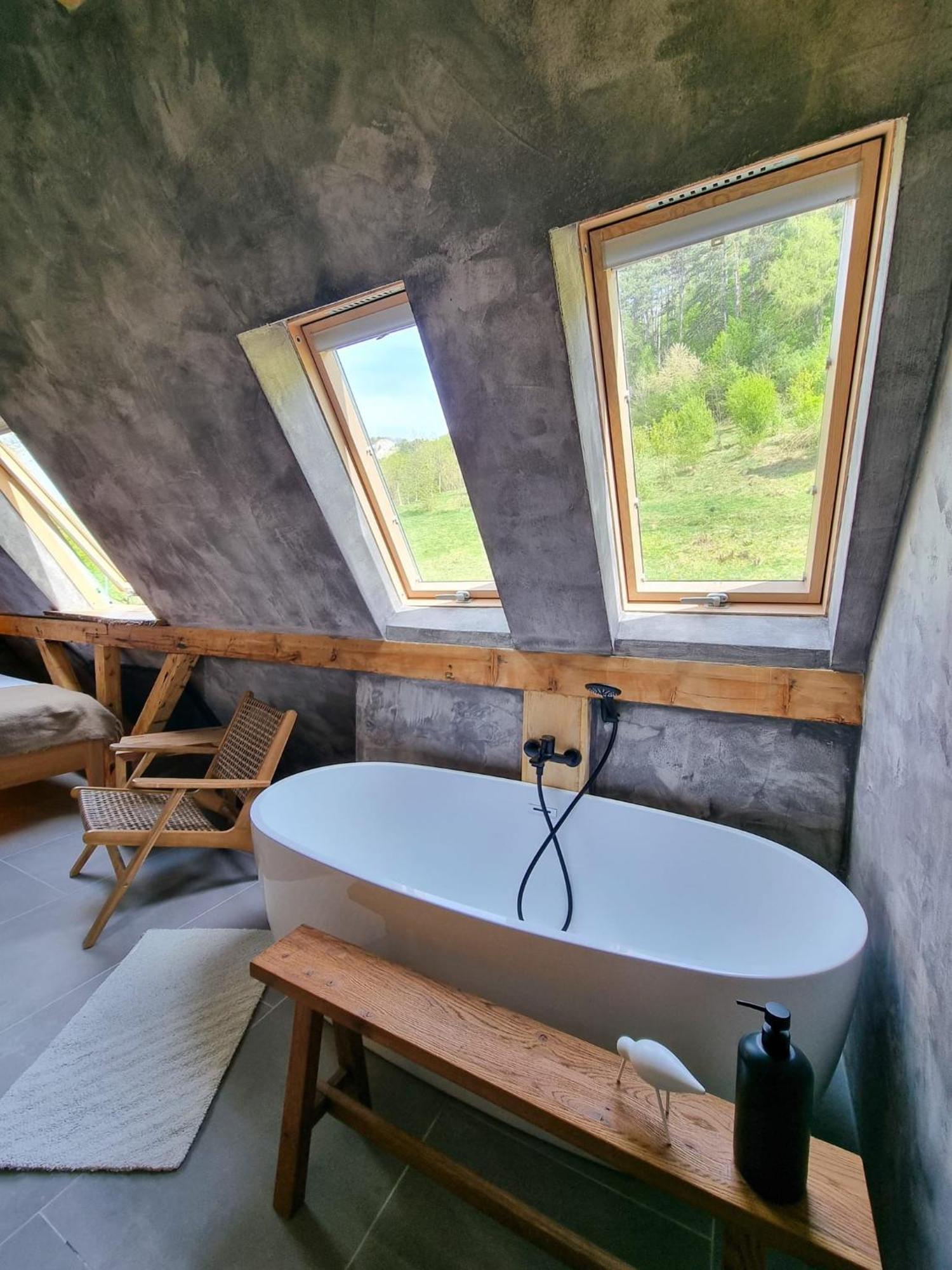 Shard Boutique Hotel-Adult Only Brasov Luaran gambar